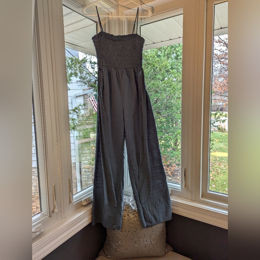 Altar'd State Linen Jumpsuit (M)